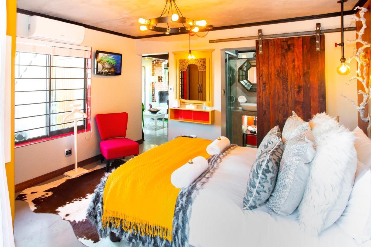 Wilderness Waters Boutique Suites - Adults Only Exterior photo