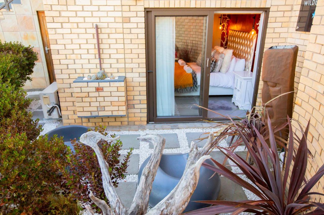 Wilderness Waters Boutique Suites - Adults Only Exterior photo